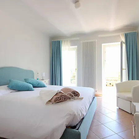 Sogno In Langa 4* モンフォルテ・ダルバ