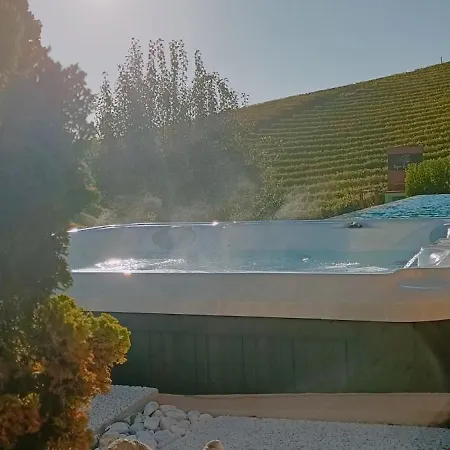 ベッド・アンド・ブレックファスト Sogno In Langa モンフォルテ・ダルバ