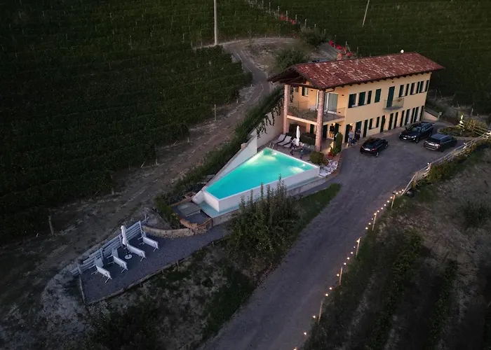 Sogno In Langa ベッド・アンド・ブレックファスト 4*